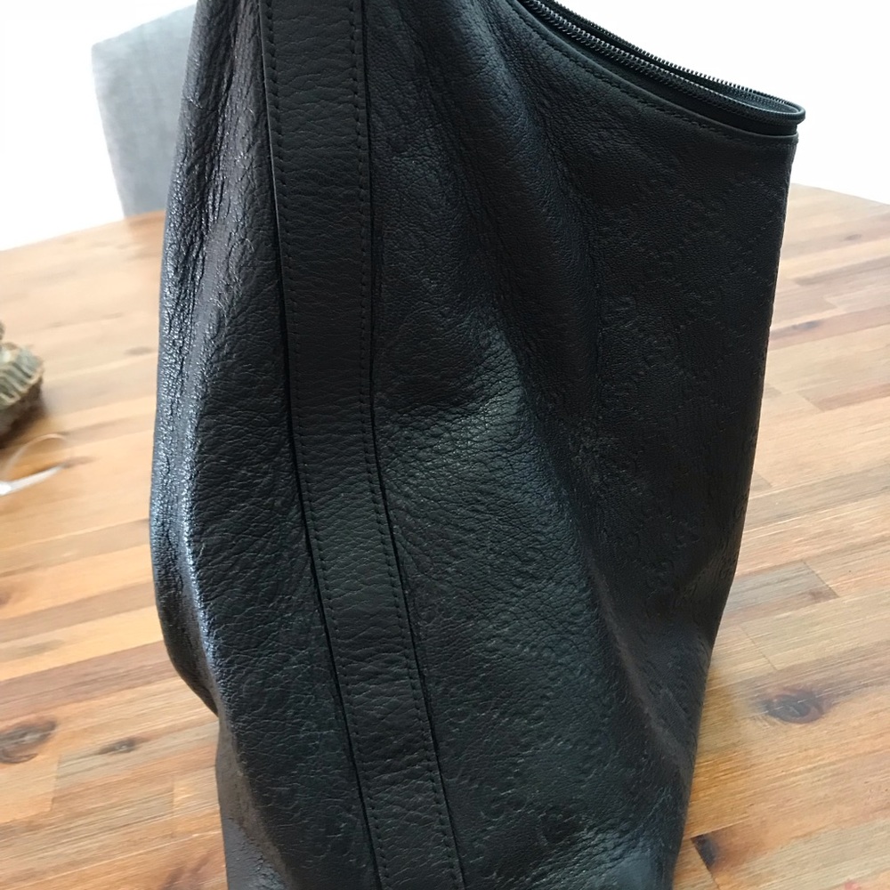 Black leather Gucci handbag - Picture 4 of 12